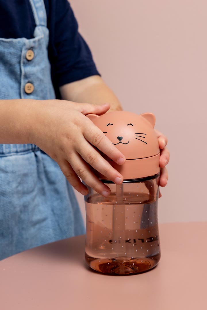 Taza con pajita - Mrs. Cat